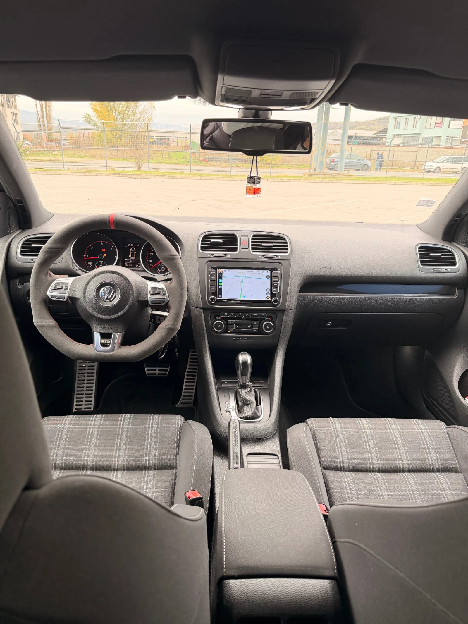 VW Golf GTD | Mobile.bg   11