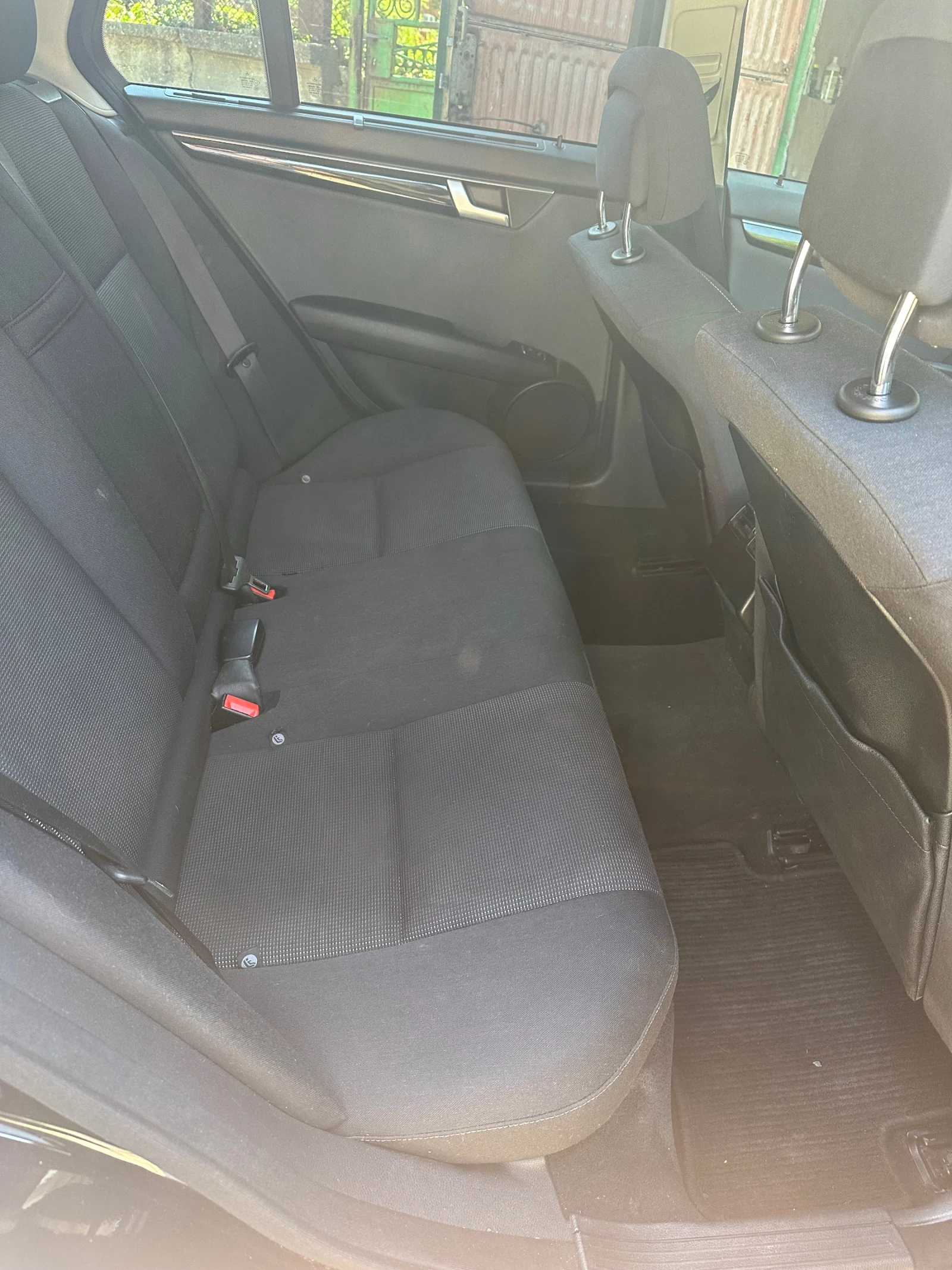 Mercedes-Benz C 180  - изображение 7