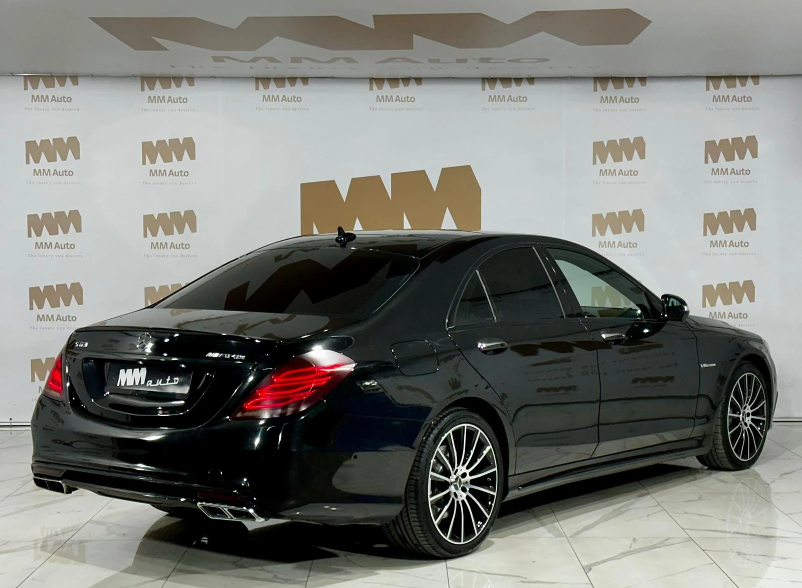 Mercedes-Benz S 350 d* 4Matic* AMG Optic* Burmester* Pano* HuD - изображение 2