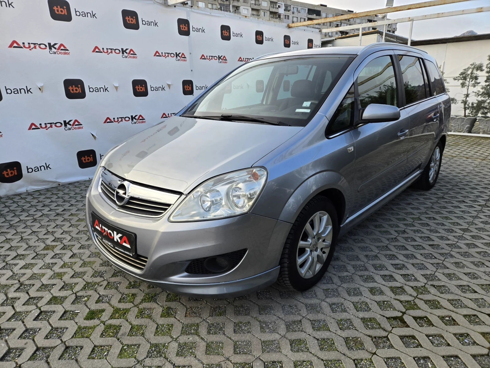 Opel Zafira 1.8i-140кс= 7МЕСТА= ГАЗ= КЛИМАТИК - изображение 6