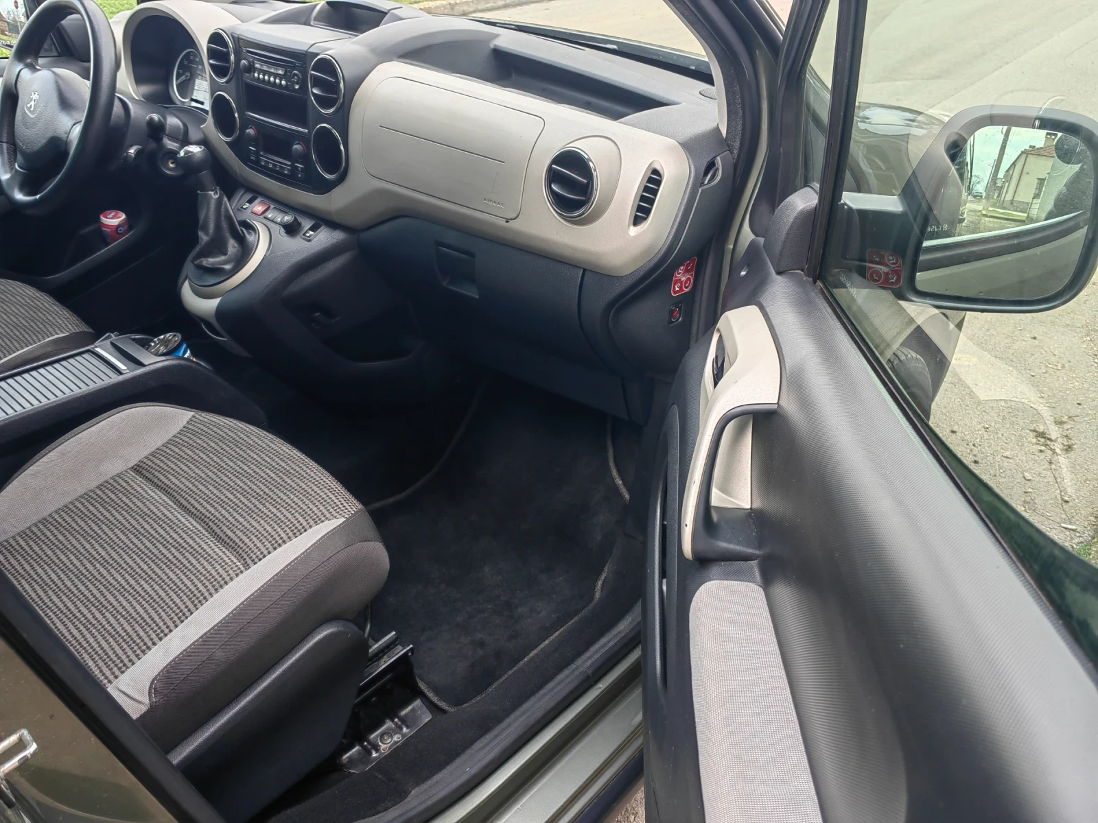 Peugeot Partner 1.6HDI - изображение 9