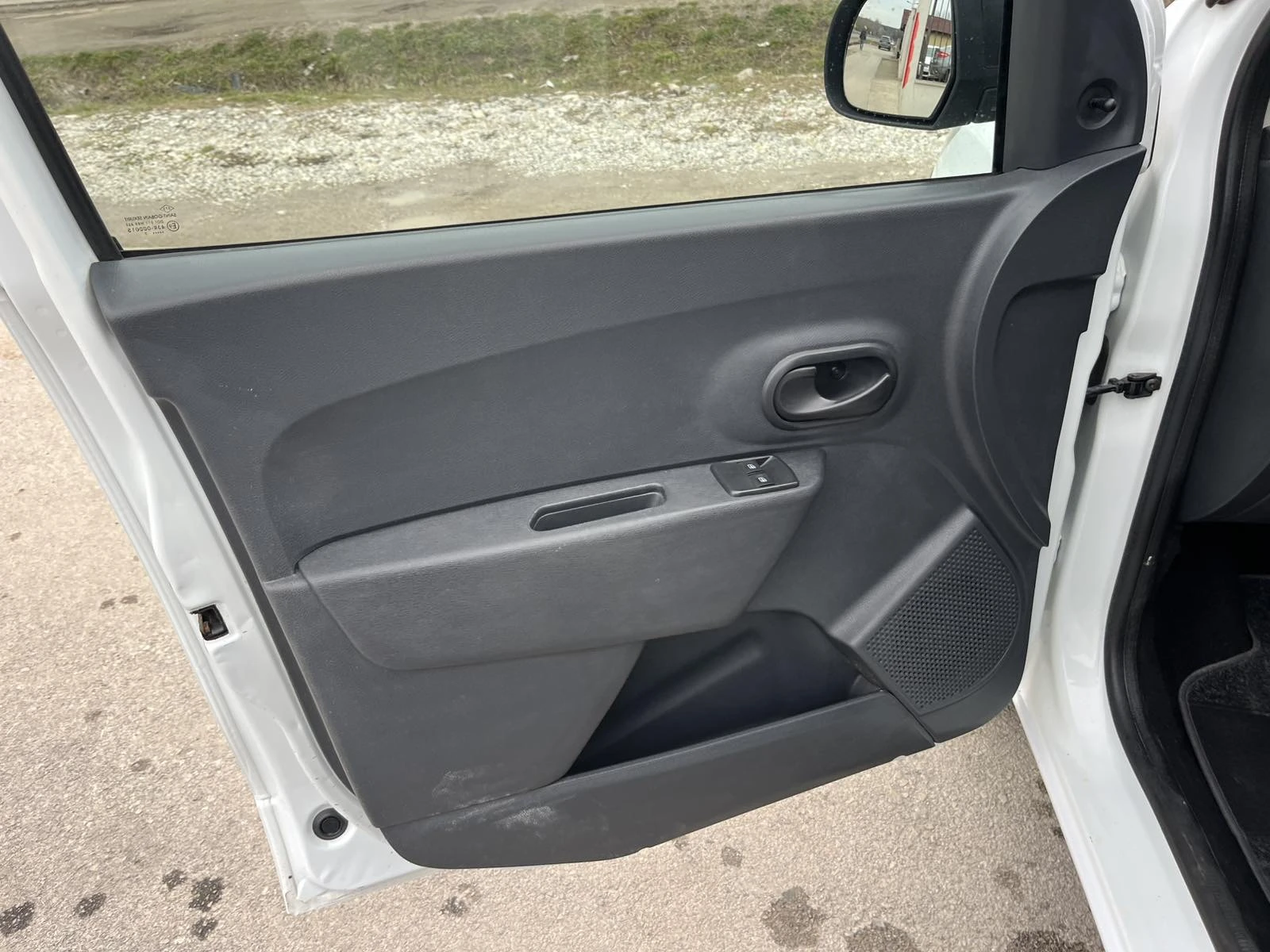 Dacia Dokker 1.2TURBO 116кс. EURO 6 КЛИМАТИК - изображение 7