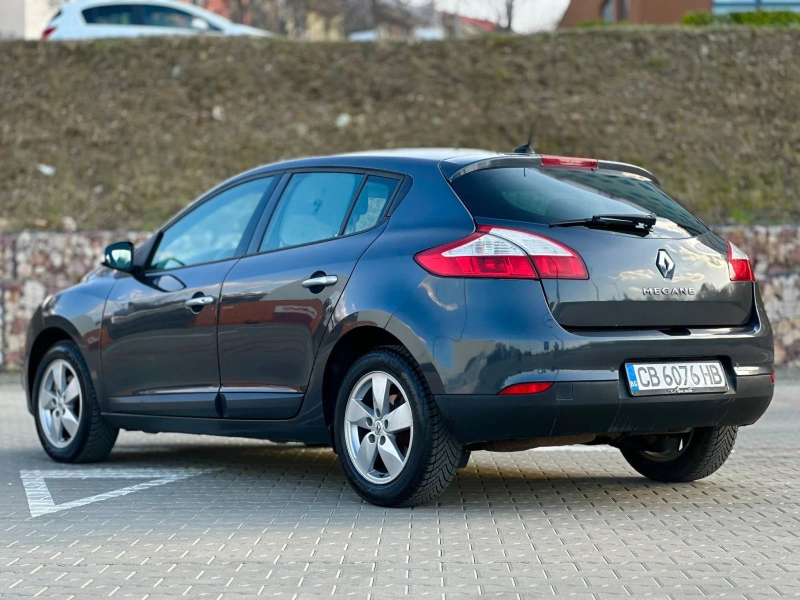 Renault Megane, снимка 5 - Автомобили и джипове - 53885185