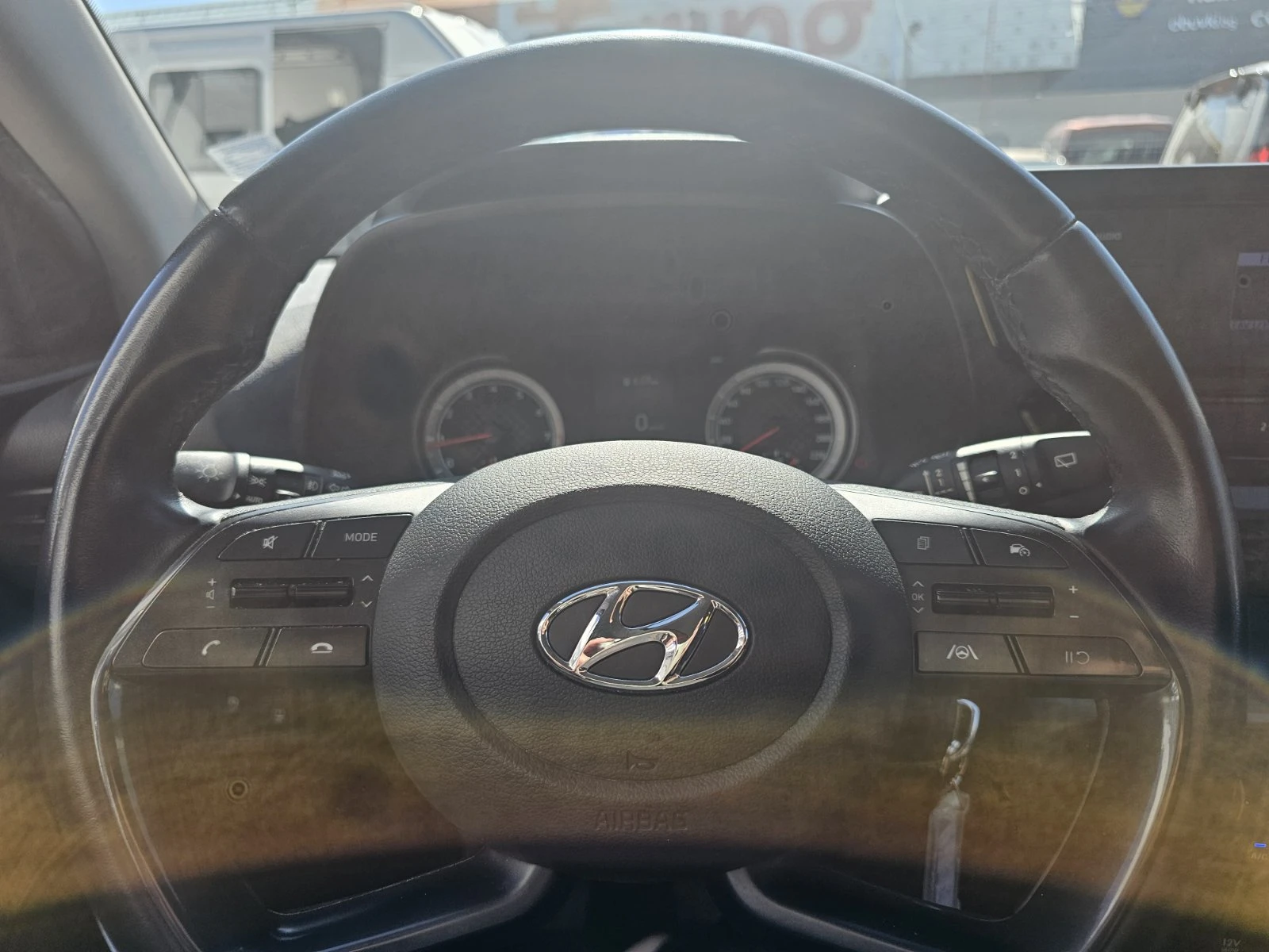 Hyundai I20 1.2, снимка 12 - Автомобили и джипове - 53909446