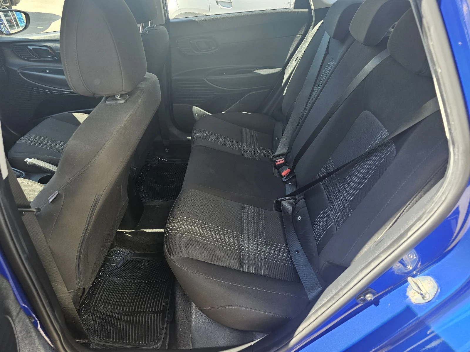 Hyundai I20 1.2, снимка 15 - Автомобили и джипове - 53909446