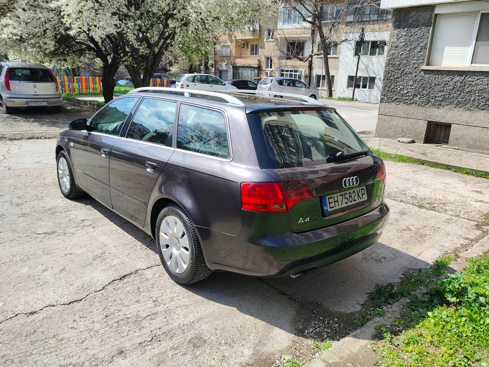 Audi A4 2.0TDI 140к.с., снимка 5 - Автомобили и джипове - 54043312