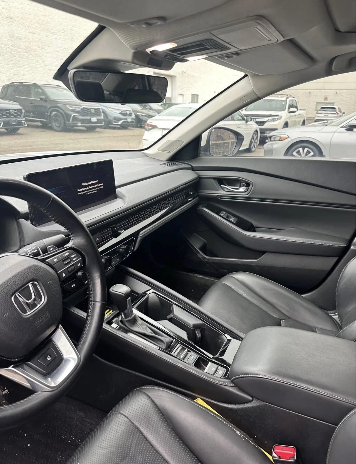 Honda Accord Hybrid * Carplay * Камера * Blind Spot * Сarfax * , снимка 9 - Автомобили и джипове - 54109495