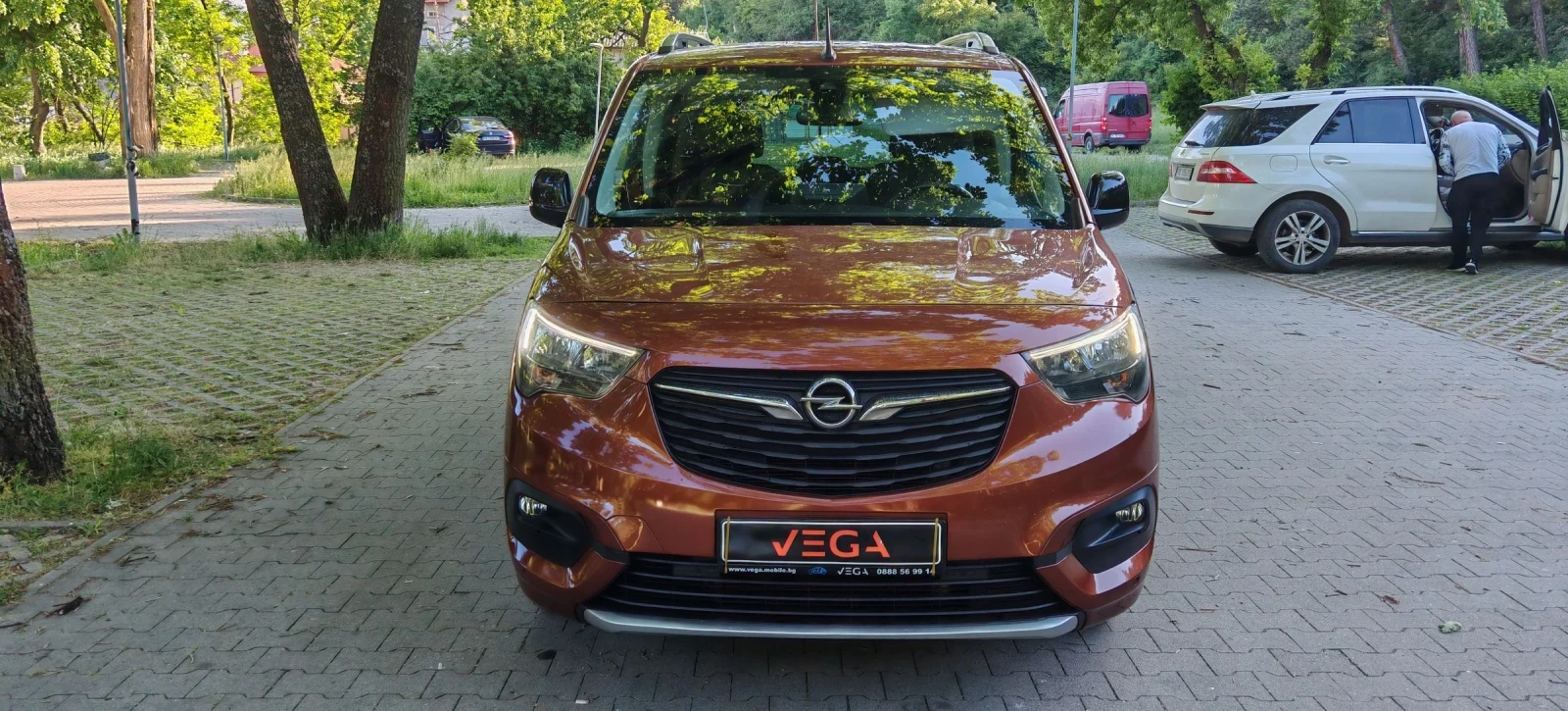 Opel Combo 52kW/H Electric, снимка 2 - Автомобили и джипове - 54134787