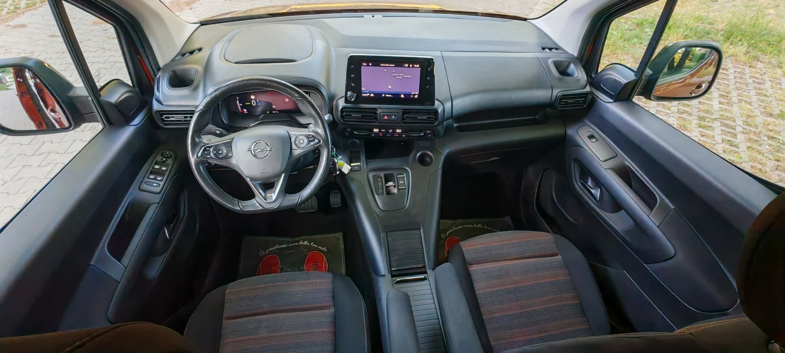 Opel Combo 52kW/H Electric, снимка 10 - Автомобили и джипове - 54134787