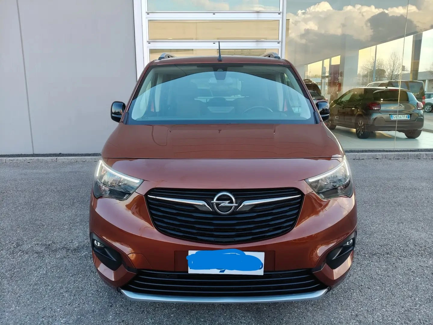 Opel Combo 52kW/H Electric, снимка 2 - Автомобили и джипове - 54134787