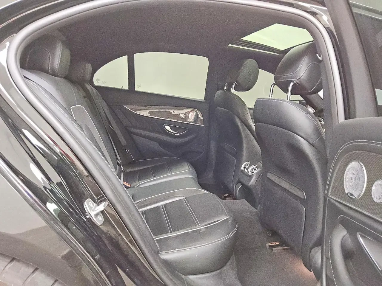 Mercedes-Benz E 63 AMG | Mobile.bg � ����������� 9