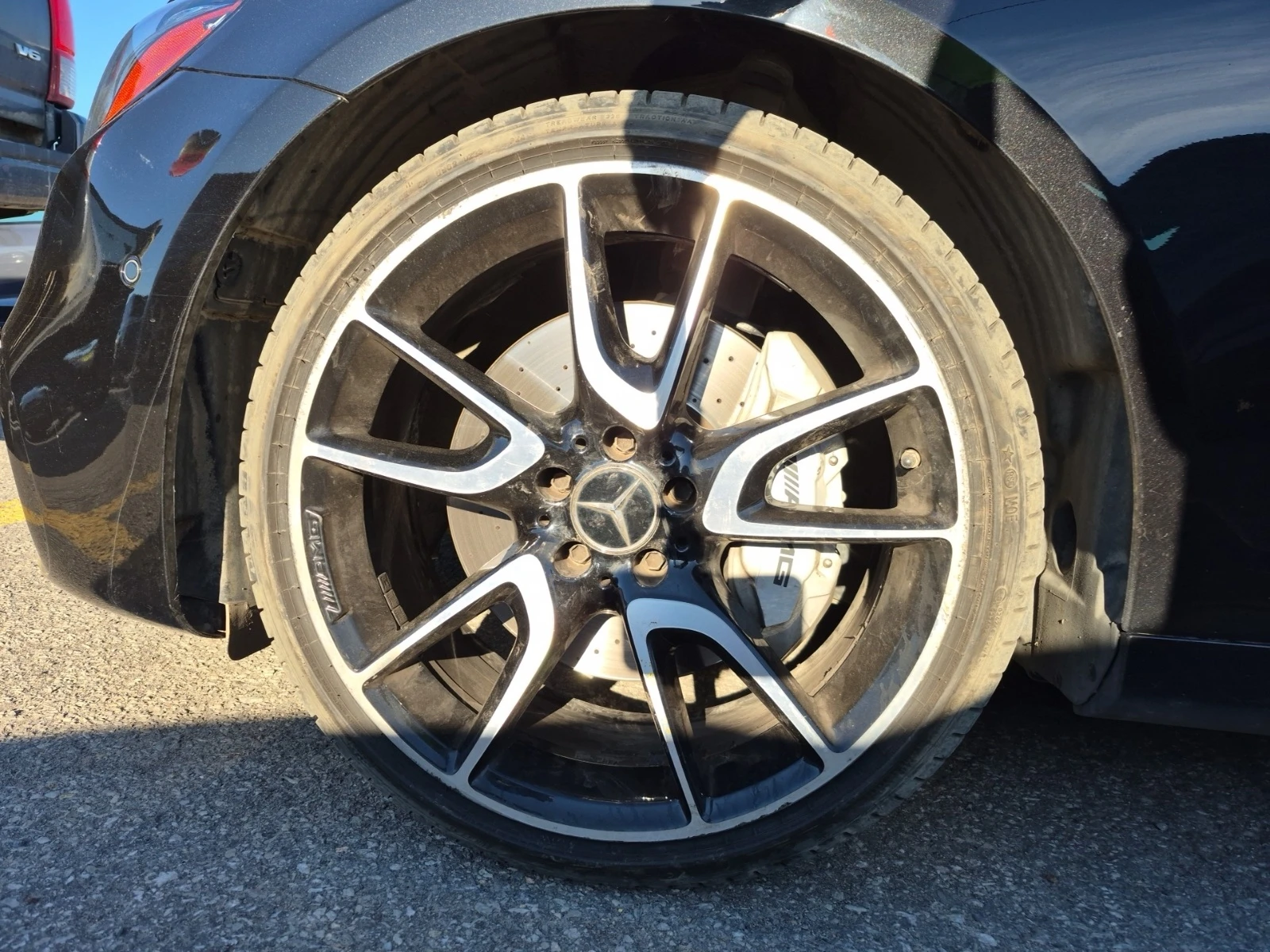 Mercedes-Benz E 43 AMG * * CARFAX * * АВТО КРЕДИТ * * , снимка 5 - Автомобили и джипове - 54646232