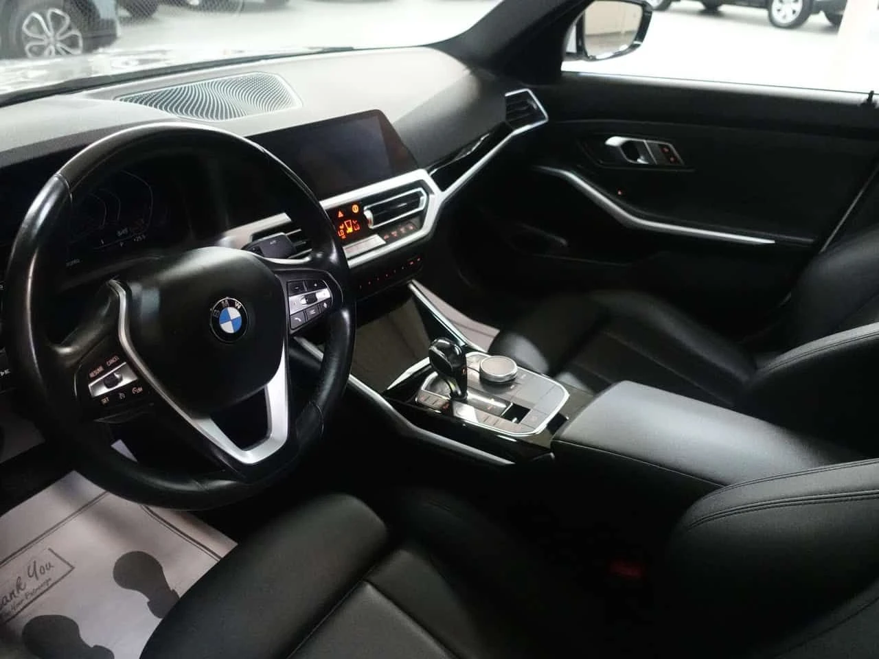 BMW 330 * CARFAX * ЦЕНА ДО БГ, снимка 15 - Автомобили и джипове - 54742697