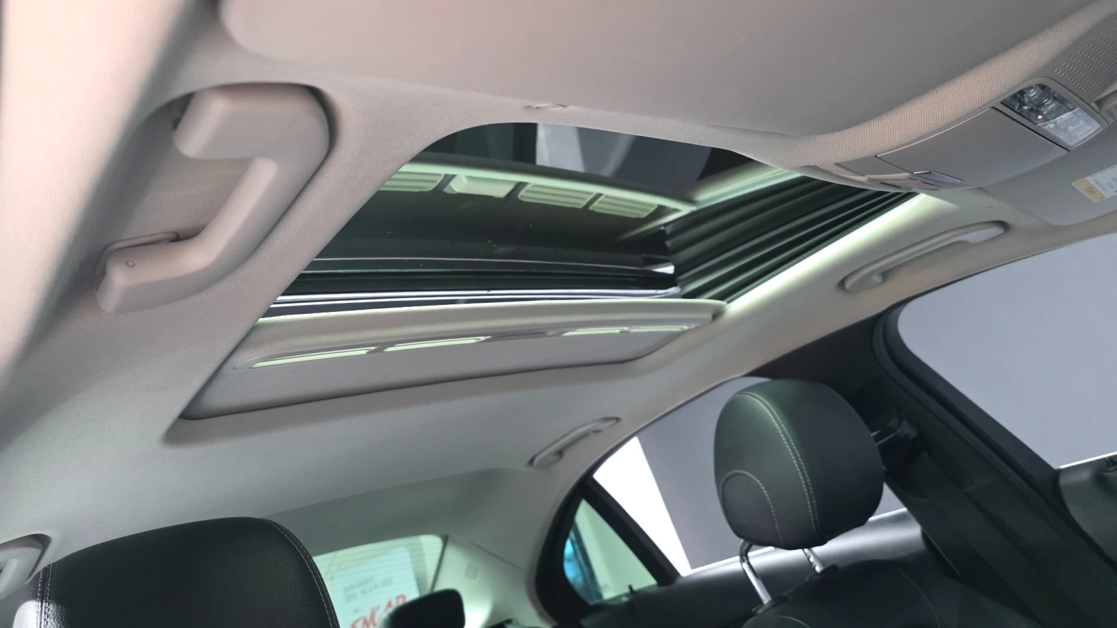 Mercedes-Benz C 220 | Panoramic Roof | Memory Seats, снимка 14 - Автомобили и джипове - 54884714