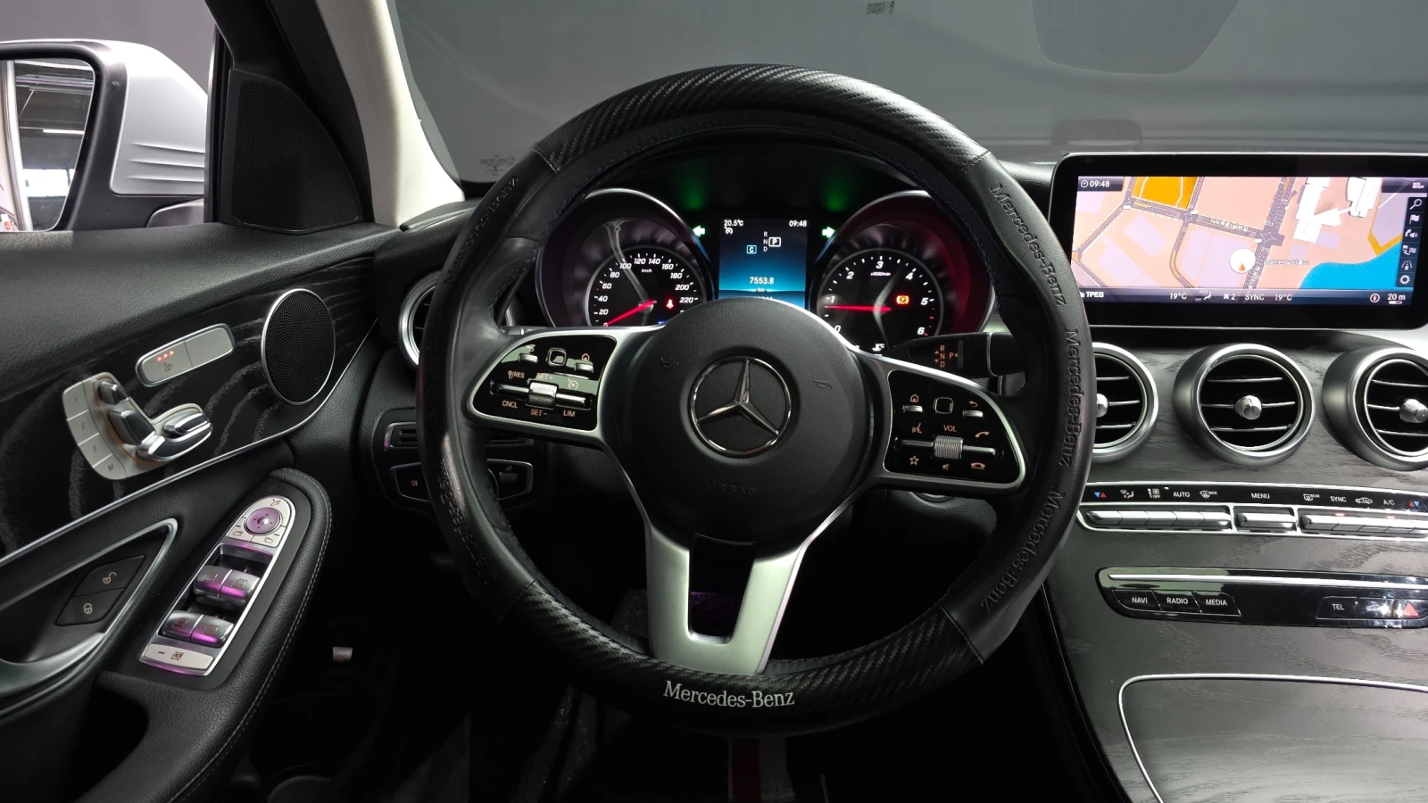 Mercedes-Benz C 220 | Panoramic Roof | Memory Seats, снимка 11 - Автомобили и джипове - 54884714