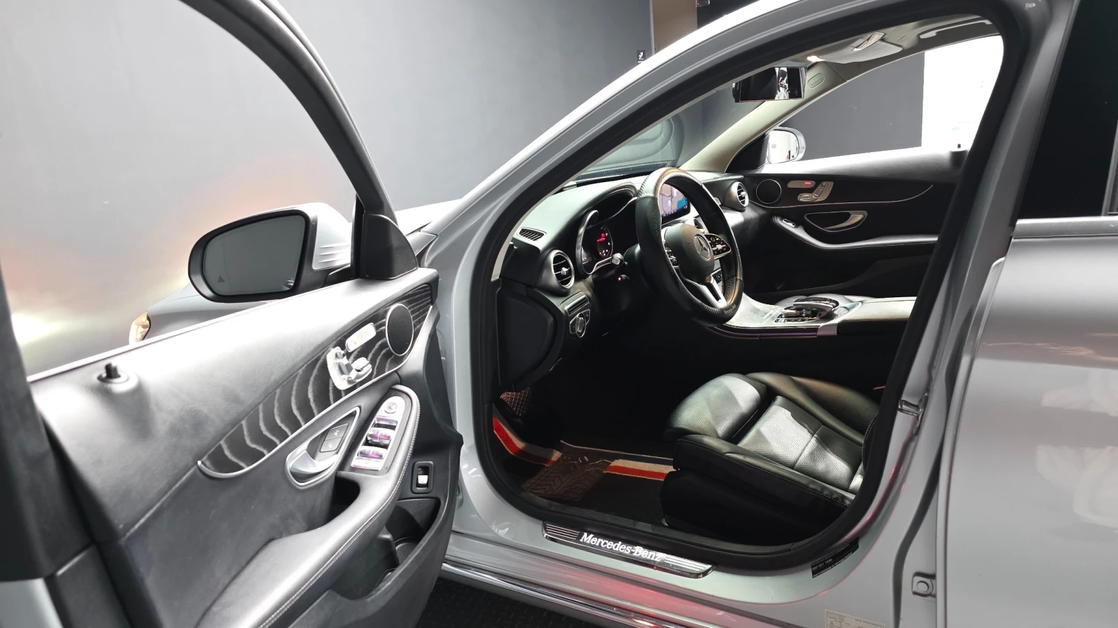 Mercedes-Benz C 220 | Panoramic Roof | Memory Seats, снимка 8 - Автомобили и джипове - 54884714