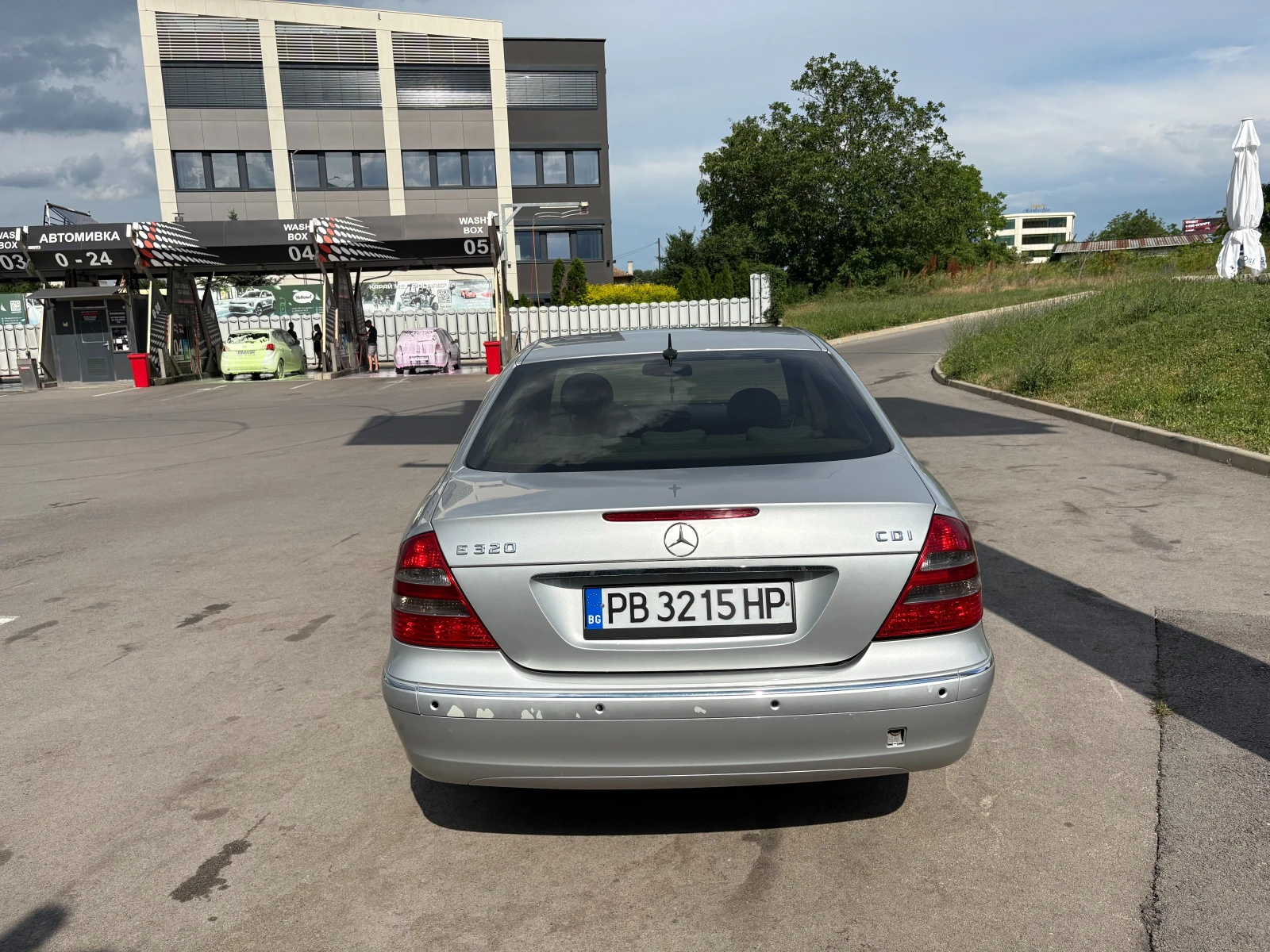Mercedes-Benz E 320, снимка 4 - Автомобили и джипове - 54948745