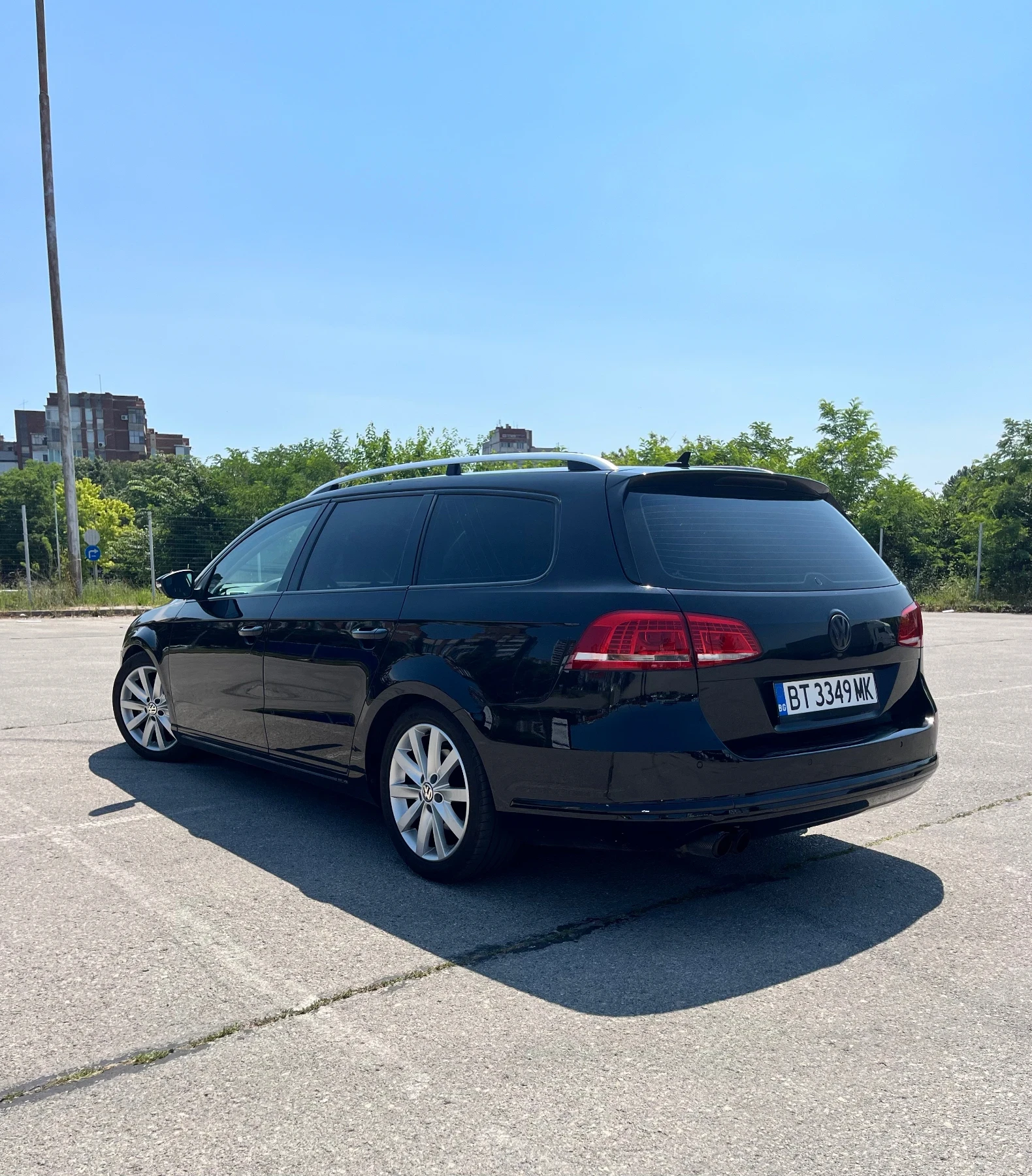 VW Passat 2.0TDI 140k LED РЕАЛНИ КМ, снимка 6 - Автомобили и джипове - 55068875