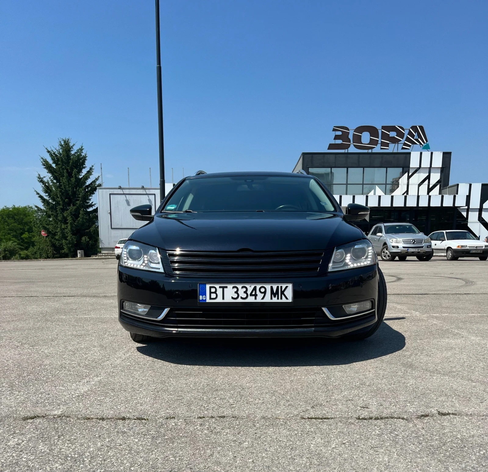 VW Passat 2.0TDI 140k LED РЕАЛНИ КМ, снимка 2 - Автомобили и джипове - 55068875