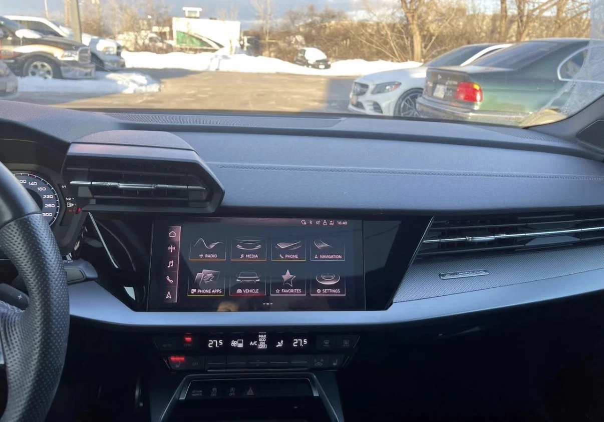 Audi S3 CARPLAY * CAMERA * LED * CARFAX * , снимка 11 - Автомобили и джипове - 55125374