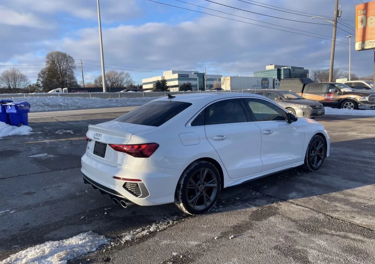 Audi S3 CARPLAY * CAMERA * LED * CARFAX * , снимка 4 - Автомобили и джипове - 55125374