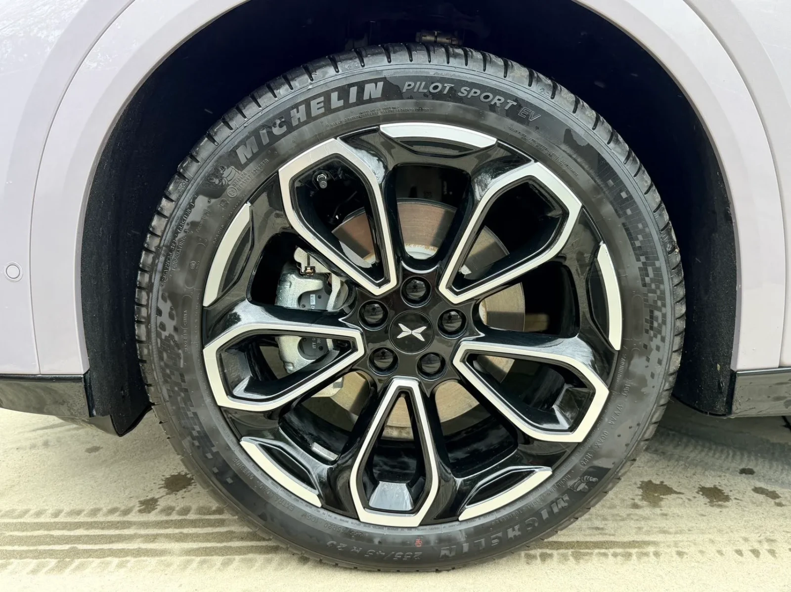 Xpeng G6 RWD 68.5kWh MAX Flagship version, снимка 8 - Автомобили и джипове - 55315775