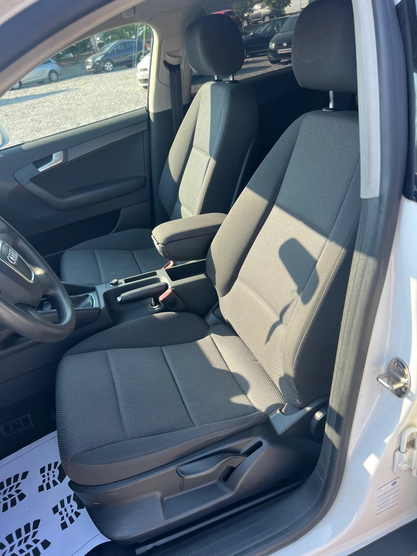 Audi A3 1.6TDI , снимка 12 - Автомобили и джипове - 55752029