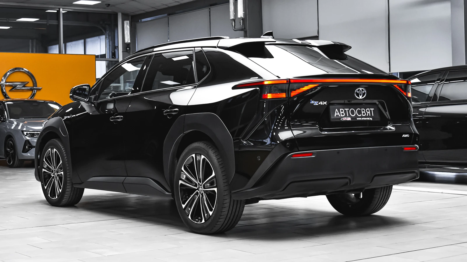 Toyota bZ4X First Edition 71.4 kWh BEV 4x4, снимка 7 - Автомобили и джипове - 55900301