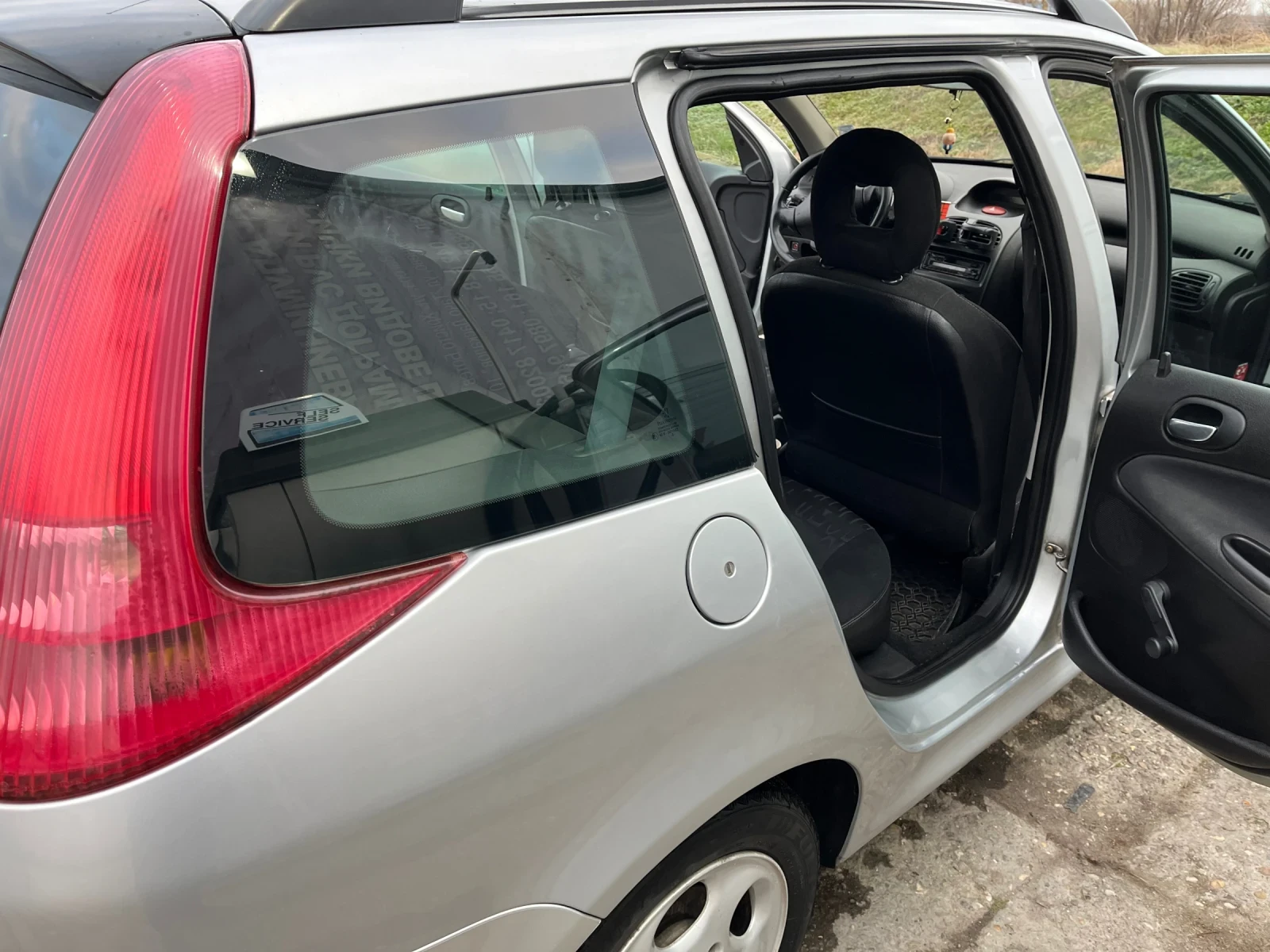 Peugeot 206 SW, снимка 8 - Автомобили и джипове - 56735904
