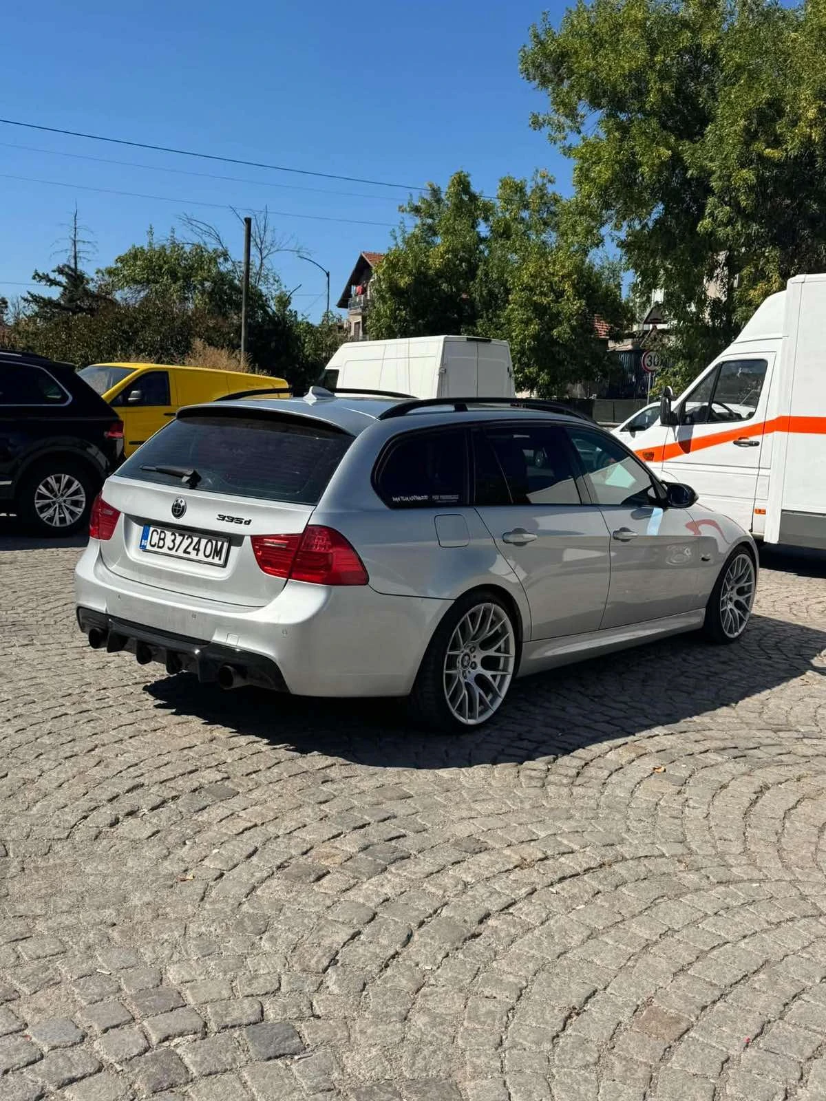 BMW 330, снимка 13 - Автомобили и джипове - 56273388