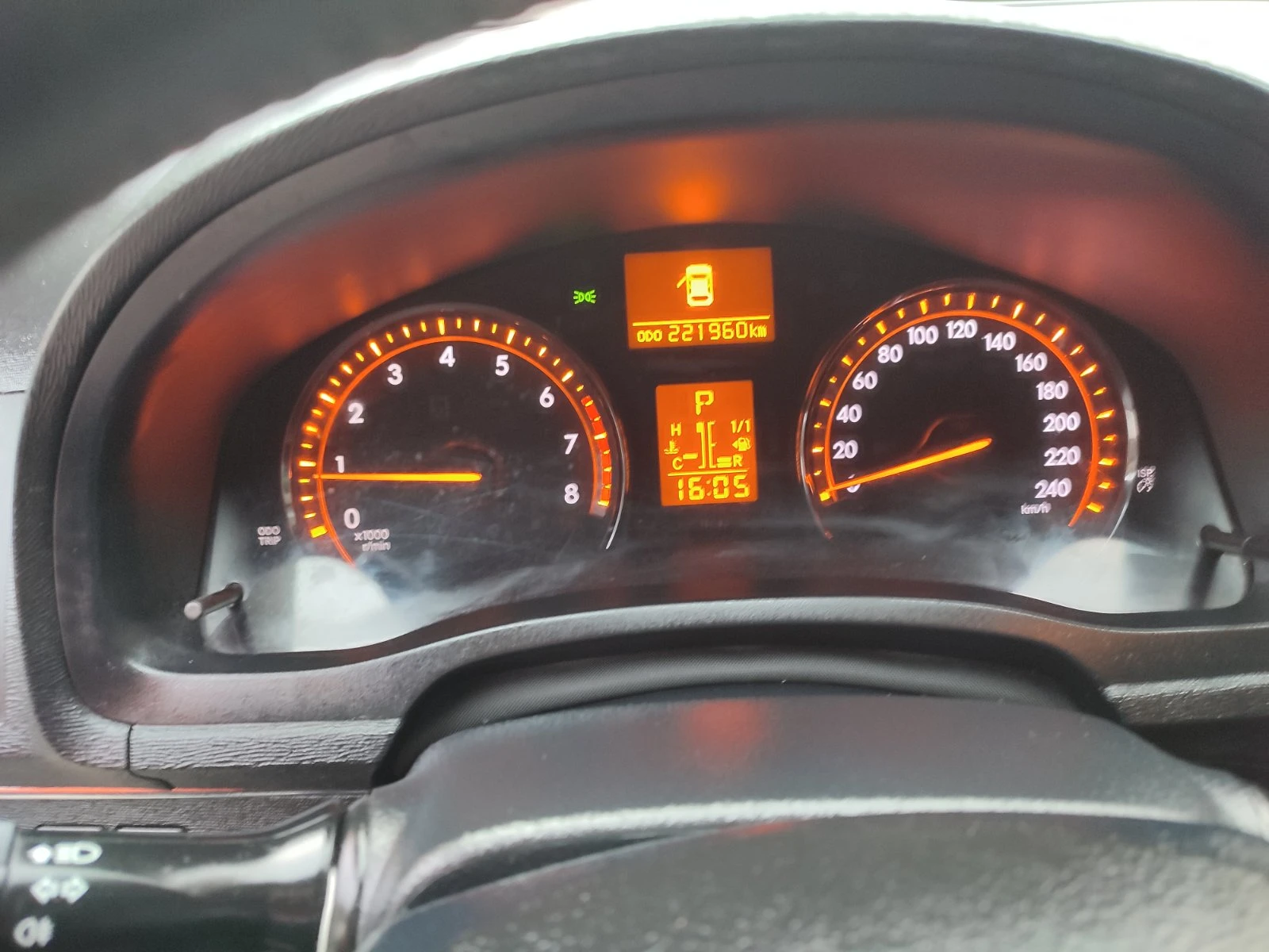 Toyota Avensis 2.0I-SWISS, снимка 7 - Автомобили и джипове - 56293176