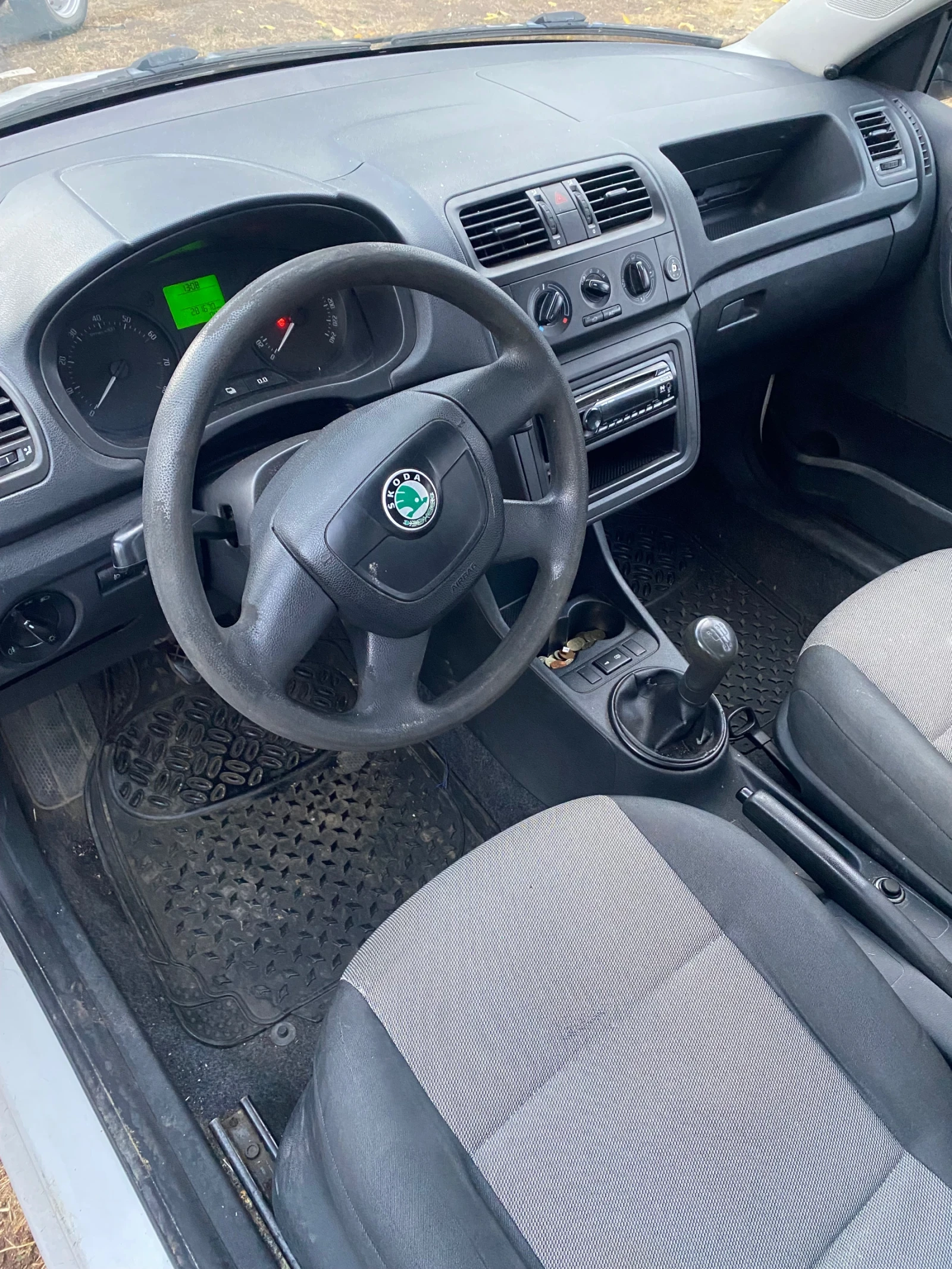 Skoda Fabia, снимка 4 - Автомобили и джипове - 56623321