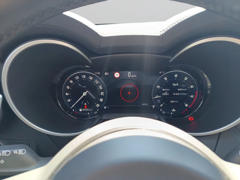 Alfa Romeo Stelvio QV 2.9 V6 Bi-Turbo, снимка 9 - Автомобили и джипове - 51017338