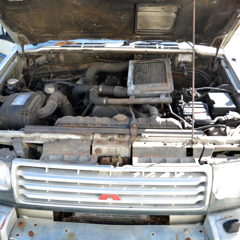 Mitsubishi Pajero 2.5 TD, снимка 6 - Автомобили и джипове - 53111473