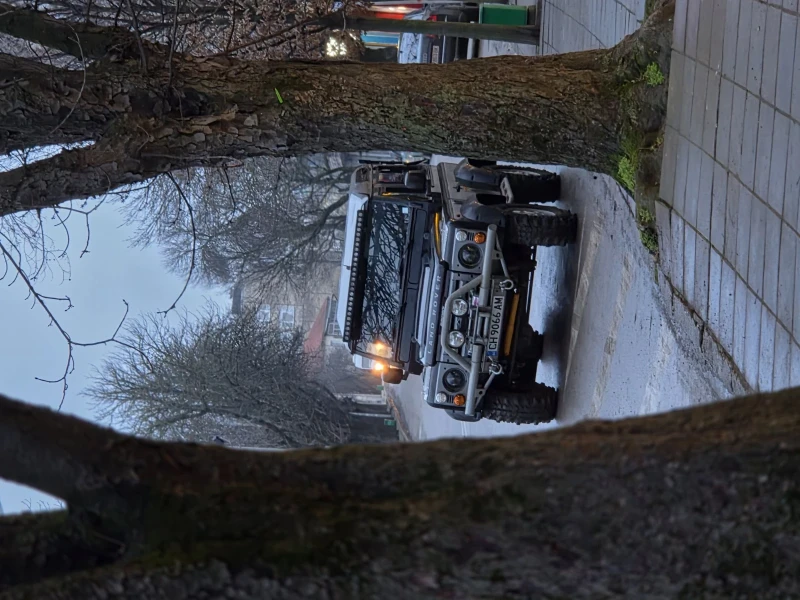 Land Rover Defender, снимка 2 - Автомобили и джипове - 53587206