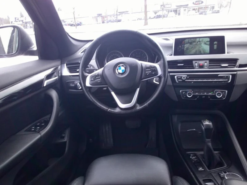 BMW X1 ПАМЕТ* КАМЕРА* ПАНОРАМА* ПОДГРЕВ* КОЖА* , снимка 10 - Автомобили и джипове - 53233982