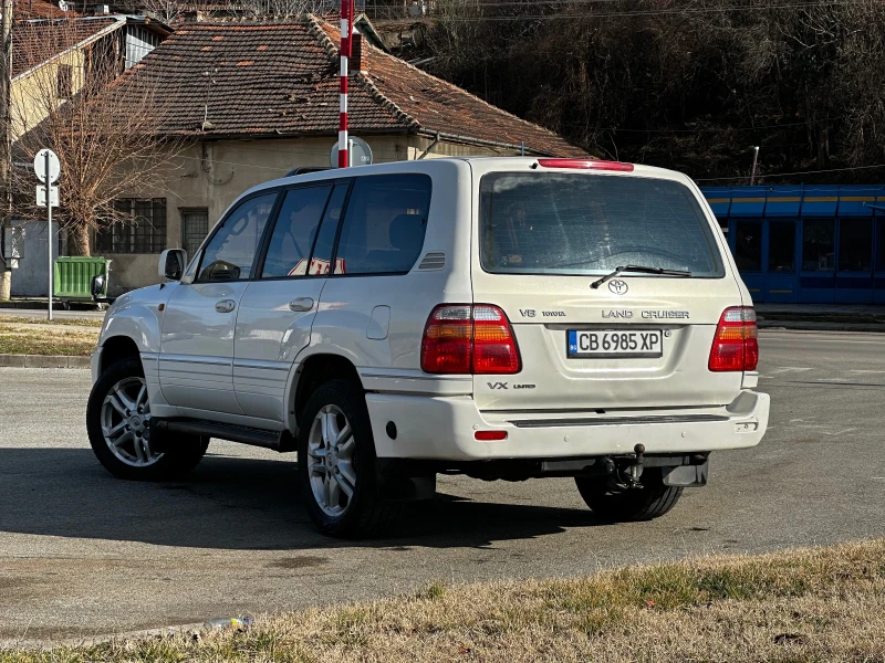 Toyota Land cruiser 4.7 Газ/Бензин, снимка 3 - Автомобили и джипове - 53342303