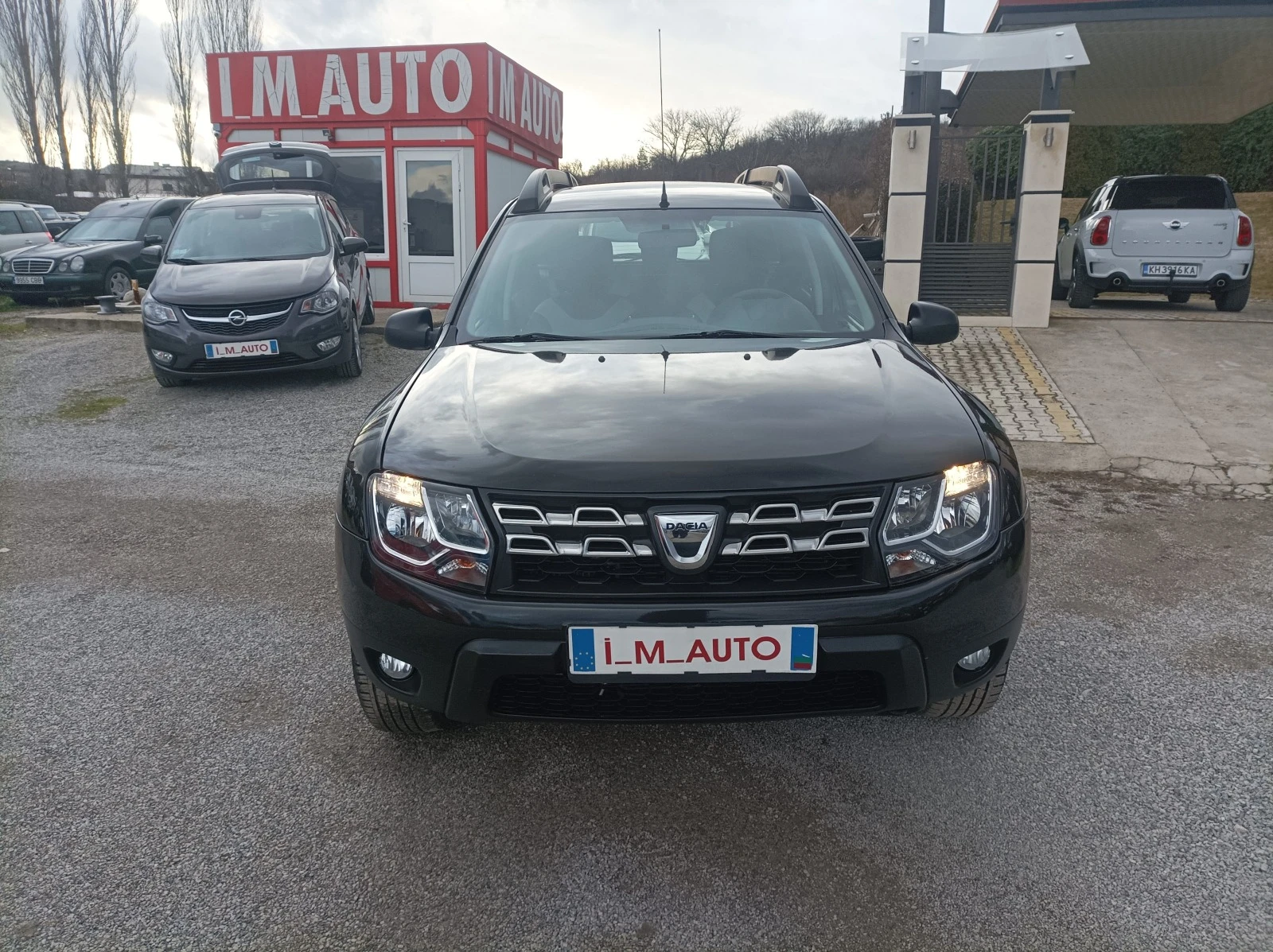 Dacia Duster 1.5DCI-110K.C-NAVI-EURO6 - изображение 2