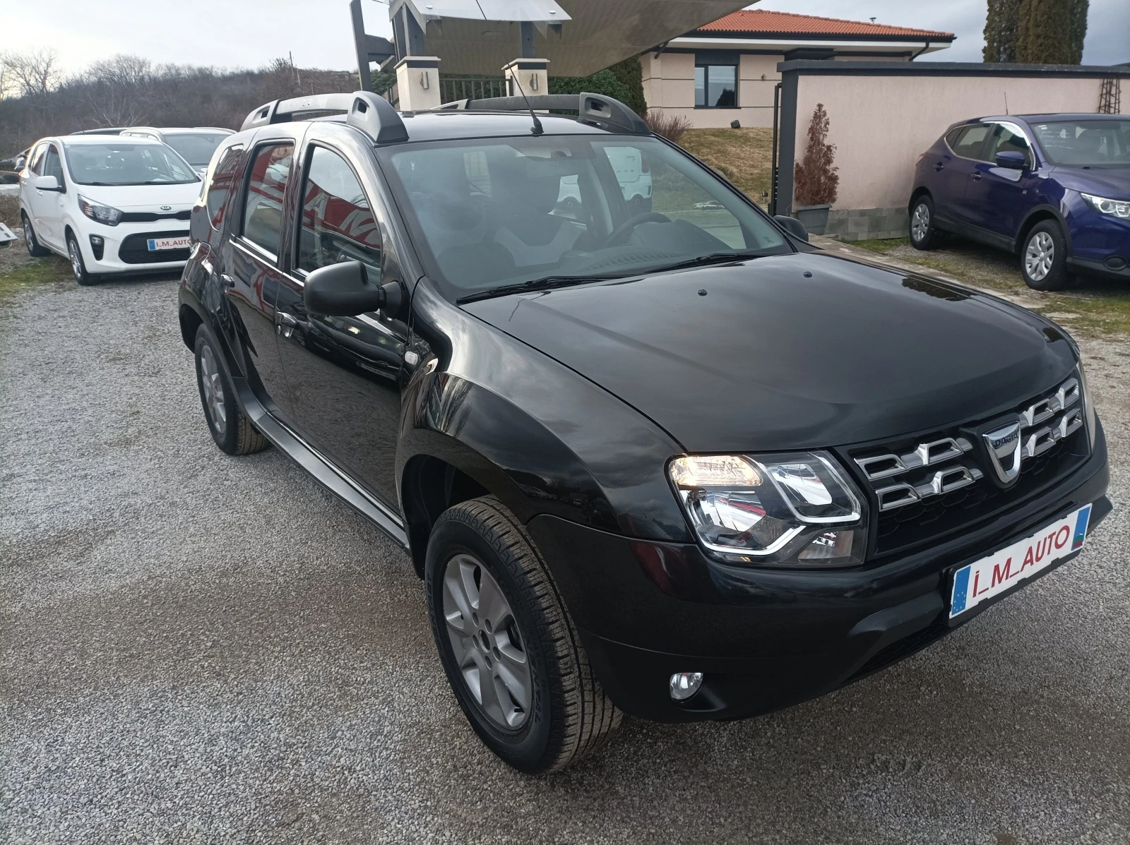 Dacia Duster 1.5DCI-110K.C-NAVI-EURO6 - изображение 3