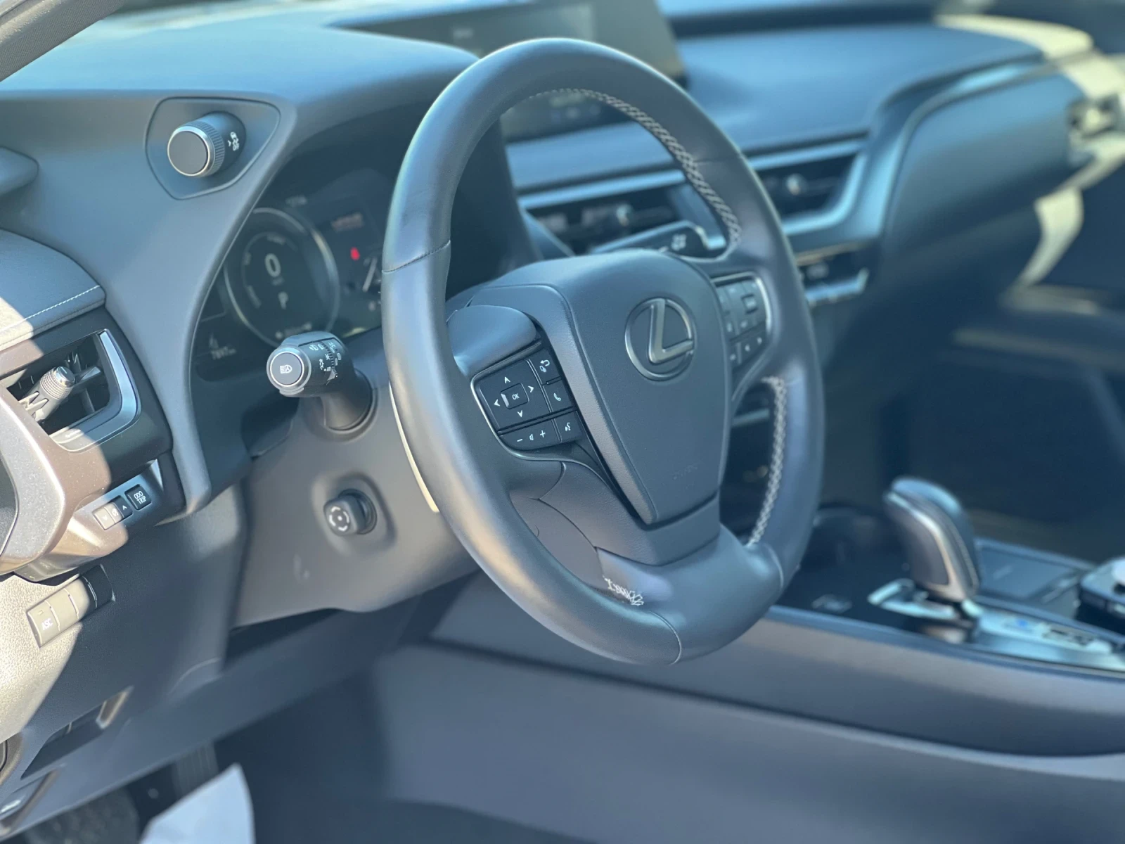 Lexus UX 300e EXECUTIVE/LED/KEYLESS/CAM//  | Mobile.bg   12