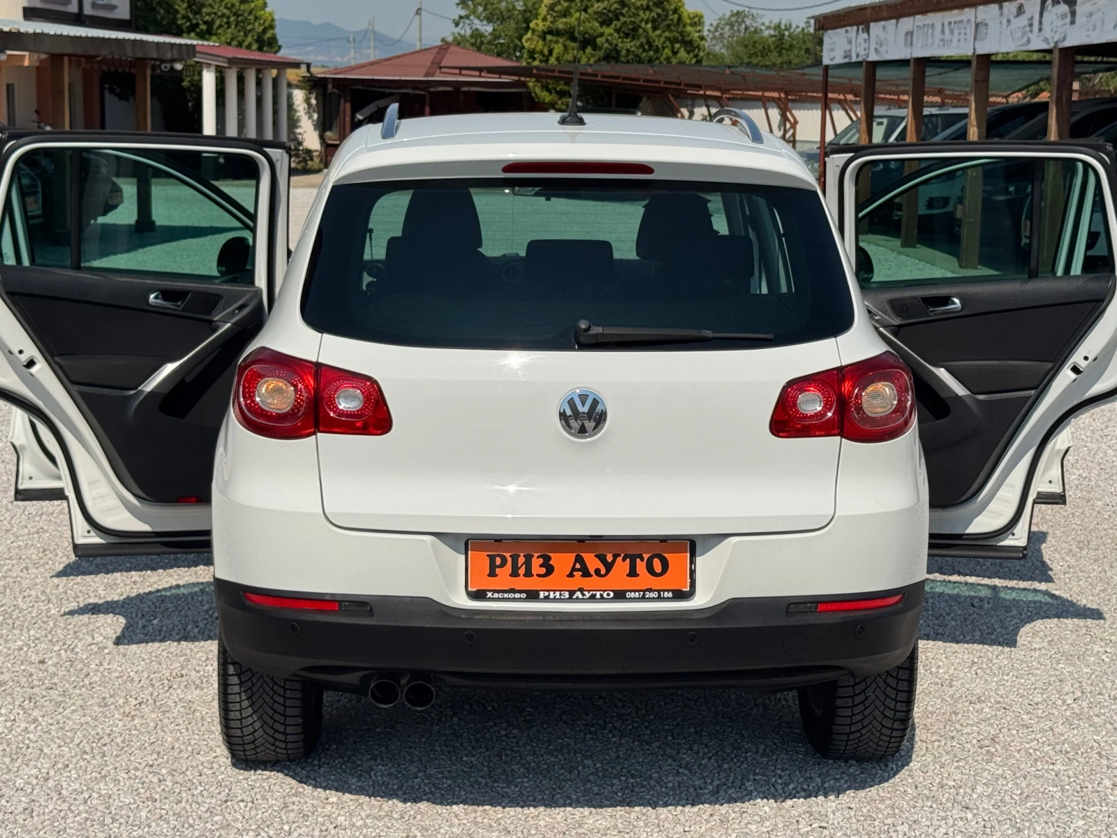 VW Tiguan 2.0TDI* NAVI* KAMERA* PARKASISTANS* 100%km* LIZING - изображение 8