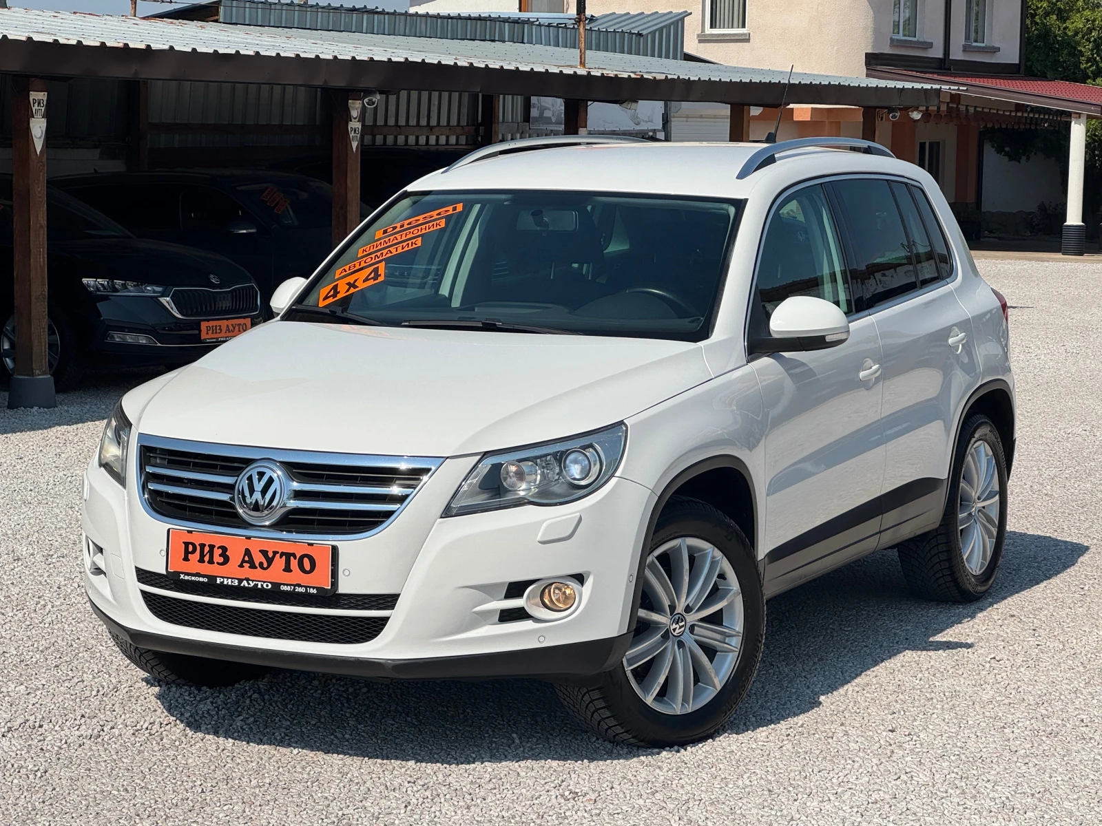 VW Tiguan 2.0TDI* NAVI* KAMERA* PARKASISTANS* 100%km* LIZING | Mobile.bg   14