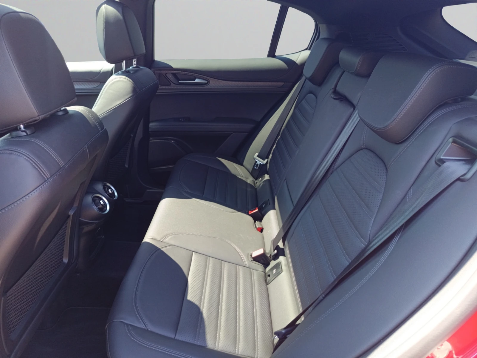 Alfa Romeo Stelvio QV 2.9 V6 Bi-Turbo | Mobile.bg   14