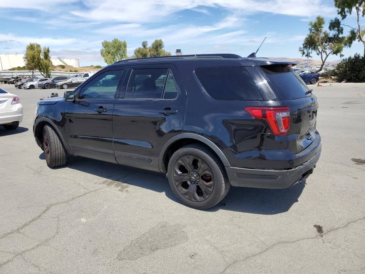 Ford Explorer 4x4/SPORT - изображение 4