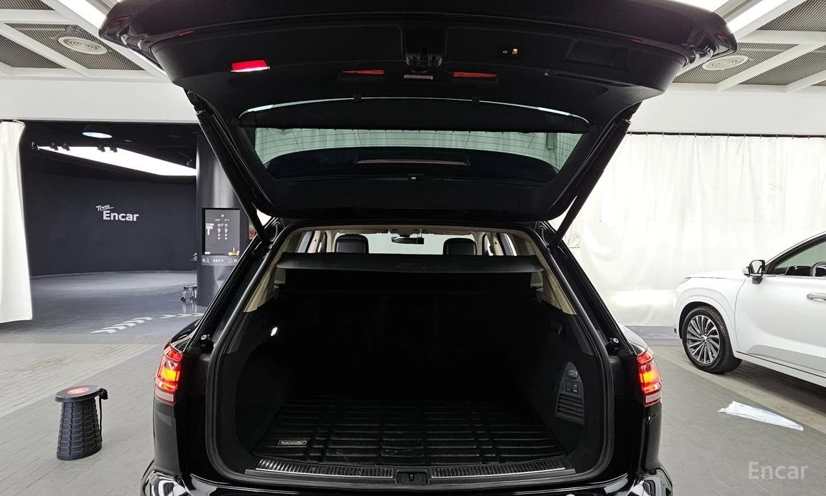 VW Touareg * КОЖА* ПОДГРЕВ* NAVI* PANORAMA* LED* , снимка 16 - Автомобили и джипове - 53995790