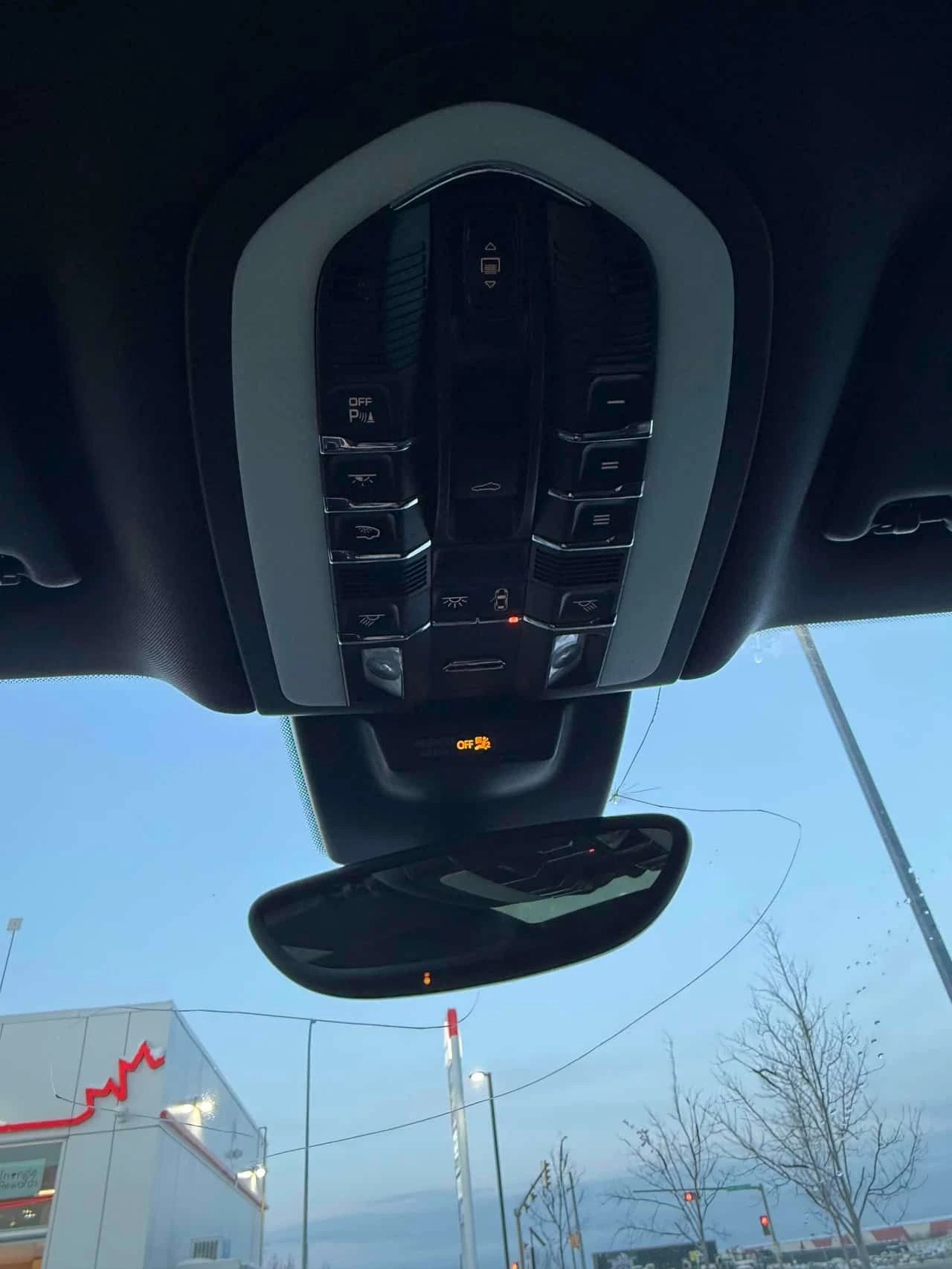 Porsche Macan * AWD * CARFAX * BOSE * ОБДУХВАНЕ * ПАНОРАМА, снимка 11 - Автомобили и джипове - 54079455