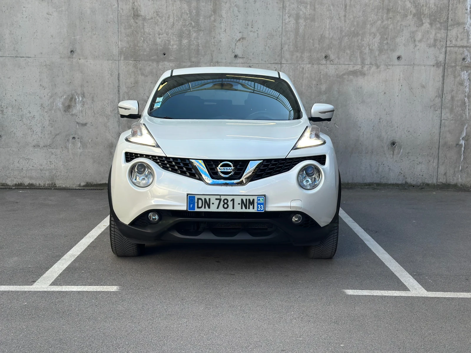 Nissan Juke 1.5 DCI / 360 камери / Tekna изпълнение, снимка 3 - Автомобили и джипове - 54079102