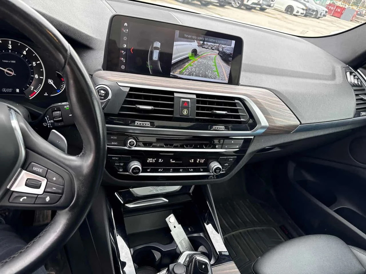 BMW X3 | ПОДГРЕВ | CARFAX | ПАНОРАМА | ДВА КЛЮЧА | , снимка 9 - Автомобили и джипове - 54297011