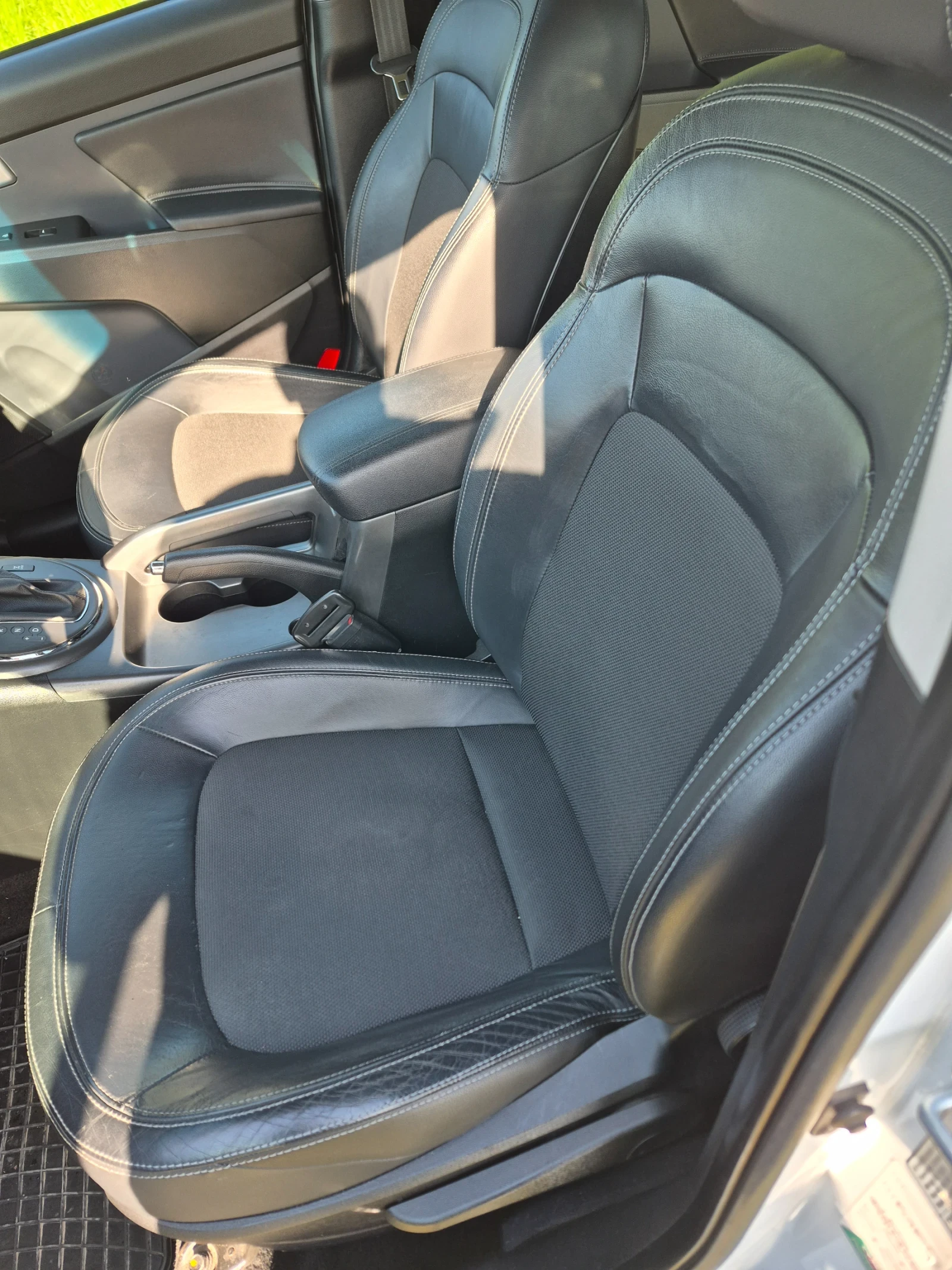 Kia Sportage, снимка 4 - Автомобили и джипове - 54341119