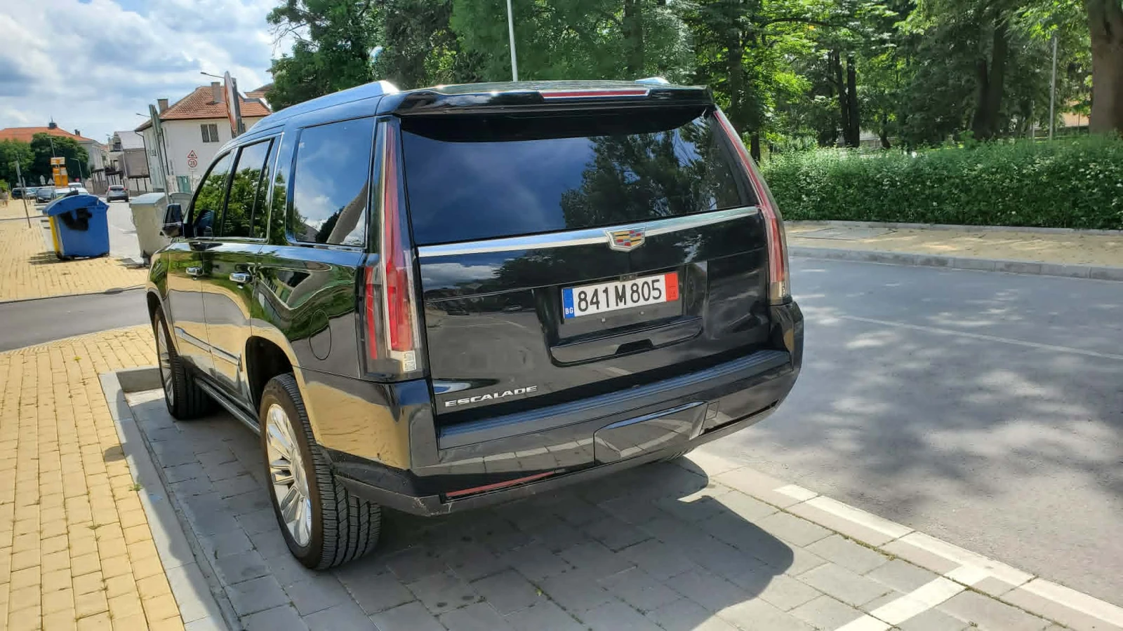 Cadillac Escalade, снимка 3 - Автомобили и джипове - 55012366